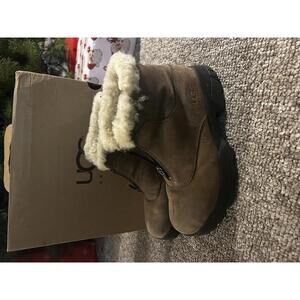 UGG Women's Winter Boots with Shearling Lining
